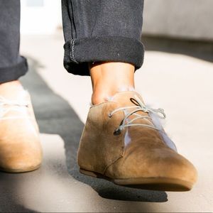 Hobes Tan Wooly Hobe Suede Lambswool Lined Booties